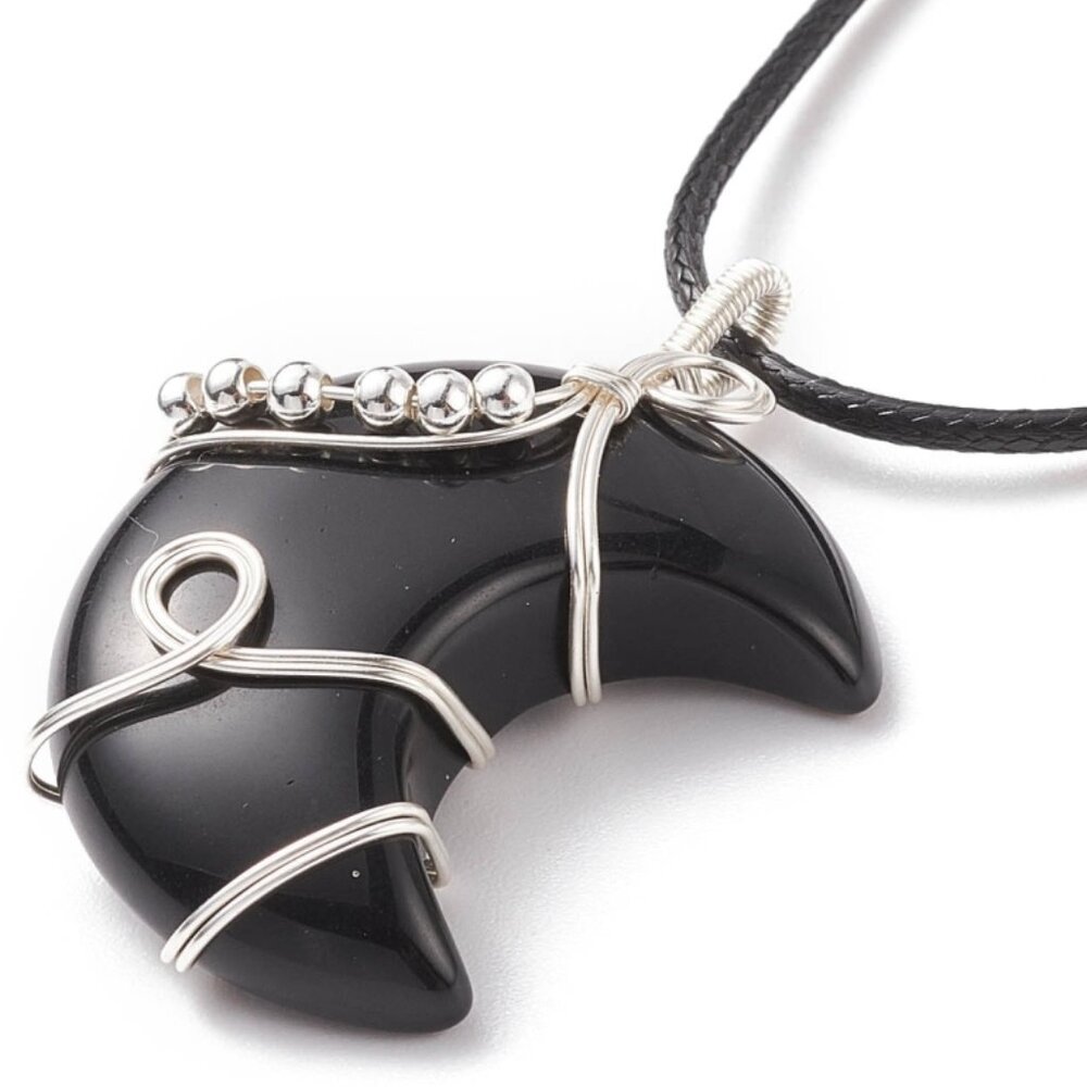 NWOT Beautiful Handmade Wire wrap Natural Obsidian Gemstone Moon Necklace